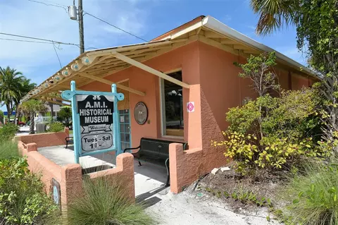 Other - 5390 Gulf Dr, Holmes Beach, FL 34217 photo 6 of 10