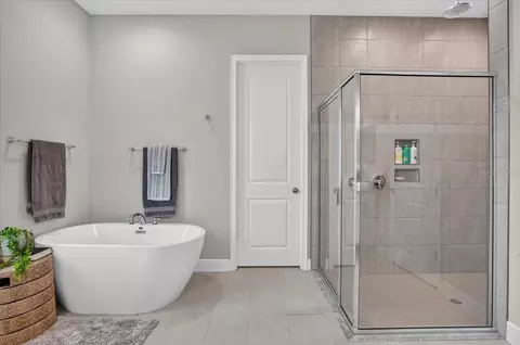 Bath - 3714 Grassland Way, Parrish, FL 34219 photo 2 of 5
