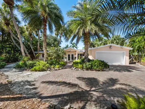 5140 Windward Ave, Sarasota, FL 34242