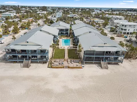 6700 Gulf Dr #B8, Holmes Beach, FL 34217