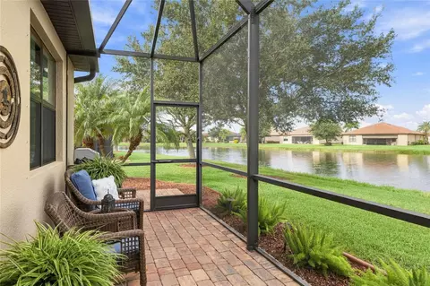 Exterior - 20297 Tesoro Dr, Venice, FL 34293 photo 3 of 8