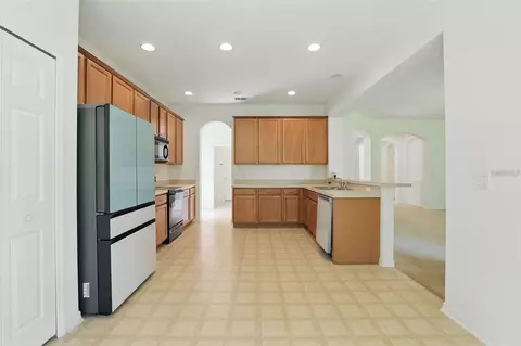 Kitchen - 3747 Moon Dancer Pl, Saint Cloud, FL 34772 photo 1 of 3