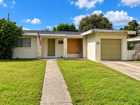 540 Sharon Cir, Port Charlotte, FL 33952