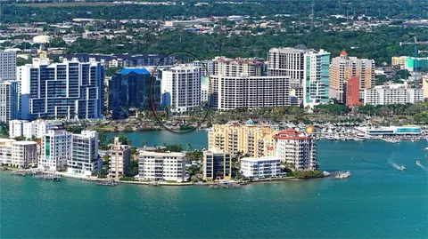 1233 N Gulfstream Ave #1404, Sarasota, FL 34236