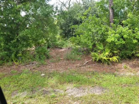 7429 Quaker St, Englewood, FL 34224
