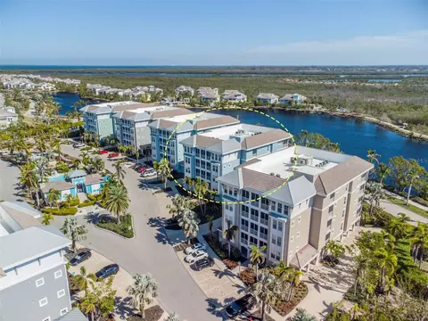 391 Aruba Cir #203, Bradenton, FL 34209