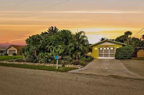 1248 Jefferson Dr, Englewood, FL 34224