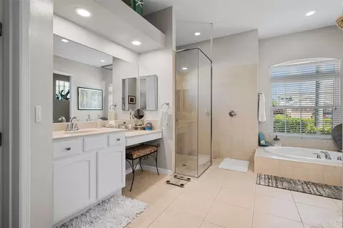 Bath - 5911 90th Avenue Cir E, Parrish, FL 34219 photo 1 of 5