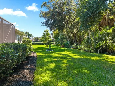 Exterior - 5911 90th Avenue Cir E, Parrish, FL 34219 photo 9 of 16