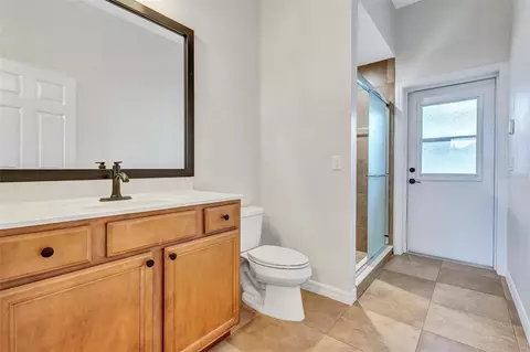 Bath - 2210 141st St E, Bradenton, FL 34212 photo 6 of 7
