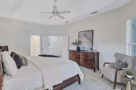 Bedroom - 2210 141st St E, Bradenton, FL 34212 photo 2 of 10