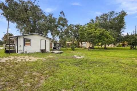 Exterior - 1291 NE 11th St, Okeechobee, FL 34972 photo 2 of 2