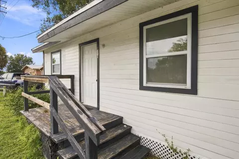 Exterior - 1291 NE 11th St, Okeechobee, FL 34972 photo 1 of 2