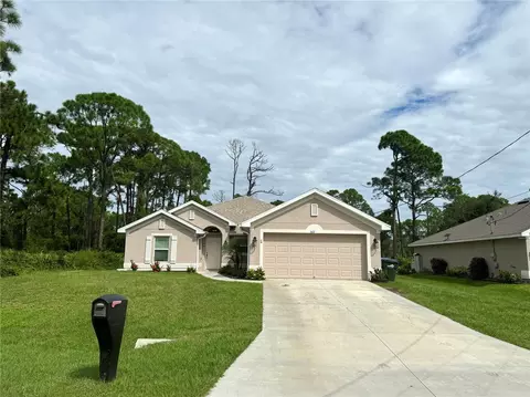 5672 Kumquat Ave, North Port, FL 34291