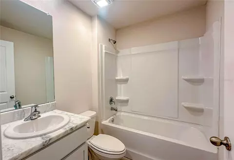 Bath - 12293 Mountain Island Trl, Parrish, FL 34219 photo 1 of 4
