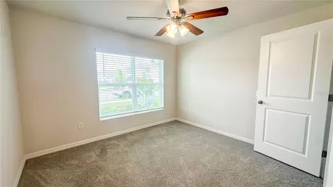 Bedroom - 12293 Mountain Island Trl, Parrish, FL 34219 photo 3 of 6