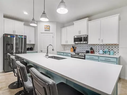 Kitchen - 6466 Devesta Loop, Palmetto, FL 34221 photo 1 of 2