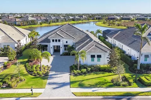 17230 Salerno Dr, Lakewood Ranch, FL 34202