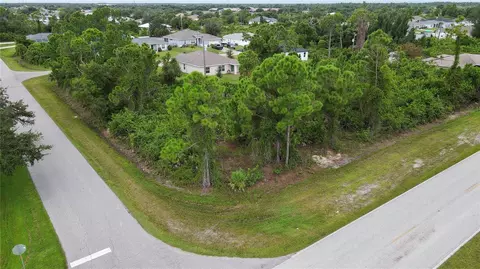 5495 Stokes St, Port Charlotte, FL 33981