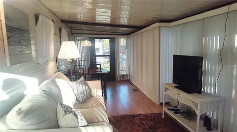 Living - 3300 26th Ave E #42, Bradenton, FL 34208 photo 3 of 4