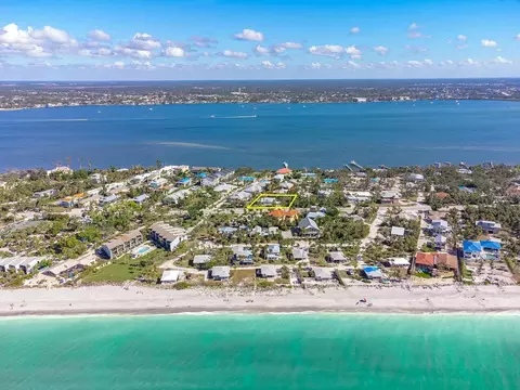4095 N Beach Rd, Englewood, FL 34223