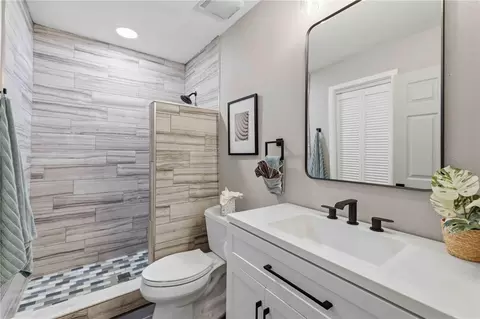 Bath - Undisclosed, Sarasota, FL 34240 photo 2 of 2