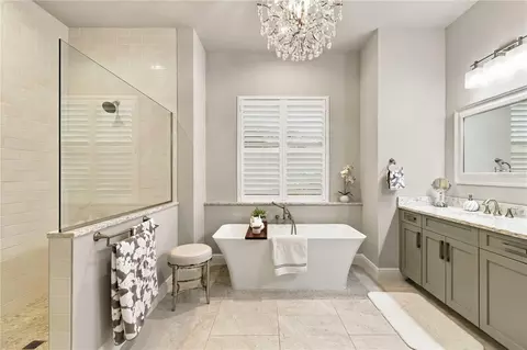 Bath - 1906 151st Ter E, Parrish, FL 34219 photo 1 of 6