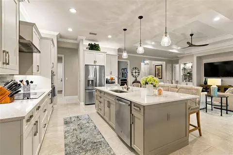 Kitchen - 1906 151st Ter E, Parrish, FL 34219 photo 4 of 5