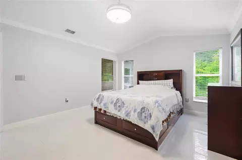 Bedroom - 5301 72nd St E, Bradenton, FL 34203 photo 3 of 12