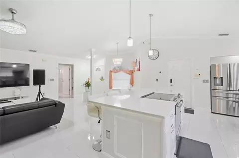 Kitchen - 5301 72nd St E, Bradenton, FL 34203 photo 9 of 11
