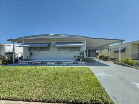 5317 Chateau Ln, Bradenton, FL 34207