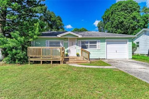 5271 43rd Ter N, Saint Petersburg, FL 33709