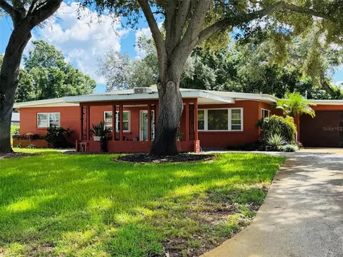 126 Holly Ave, Sarasota, FL 34243
