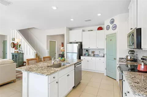 Kitchen - 2214 Marsh Harbour Loop, Bradenton, FL 34208 photo 2 of 3