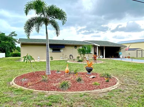 1120 Lampp Dr, Englewood, FL 34223