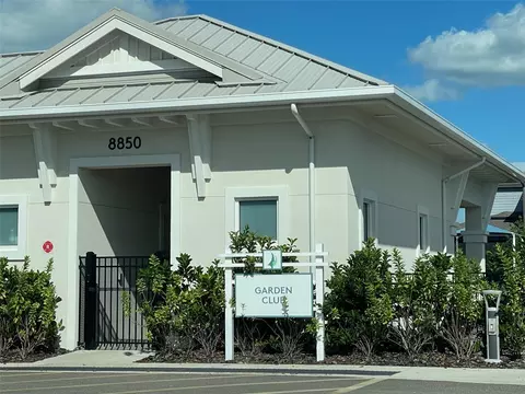 Exterior - 10434 Spring Tide Way, Parrish, FL 34219 photo 6 of 6
