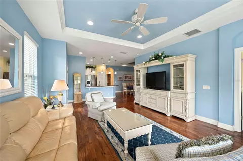 Living - 299 Capulet Dr, Venice, FL 34292 photo 5 of 6