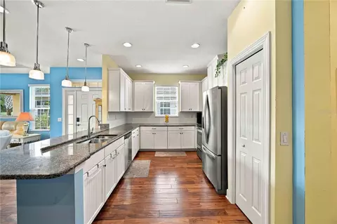 Kitchen - 299 Capulet Dr, Venice, FL 34292 photo 3 of 7