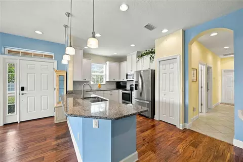 Kitchen - 299 Capulet Dr, Venice, FL 34292 photo 2 of 7