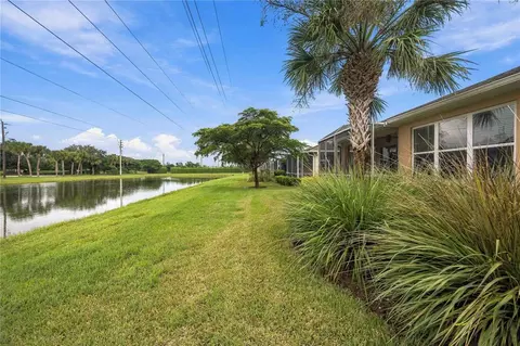 Exterior - 299 Capulet Dr, Venice, FL 34292 photo 8 of 15