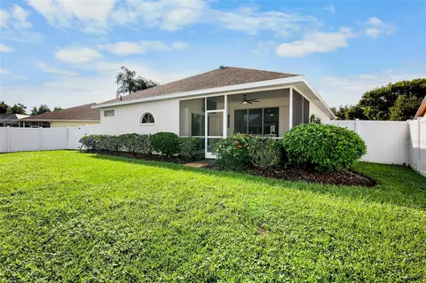 Exterior - 7303 52nd Ter E, Bradenton, FL 34203 photo 7 of 9