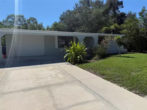 4702 Cronin Dr, Sarasota, FL 34232