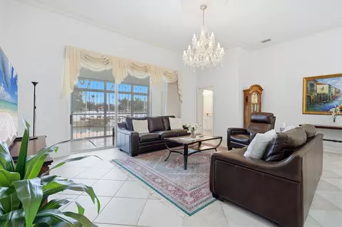 Living - 3905 30th Ln E, Bradenton, FL 34208 photo 1 of 5