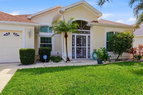 Exterior - 3905 30th Ln E, Bradenton, FL 34208 photo 4 of 9