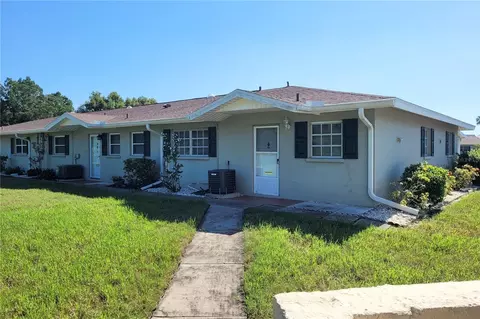 2609 Golf Course Dr #403, Sarasota, FL 34234