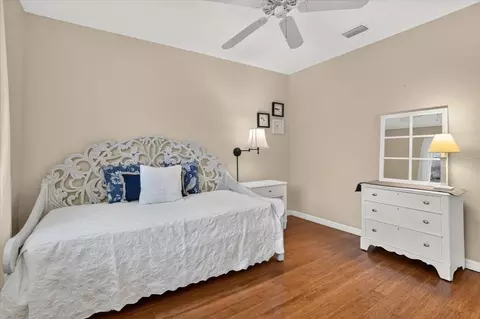 Bedroom - 3331 45th Ave E, Bradenton, FL 34203 photo 6 of 7