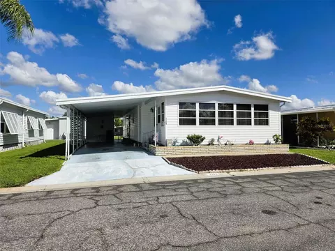 3309 Oakwood Blvd N, Sarasota, FL 34237