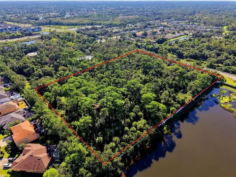 68 Th Ave E, Sarasota, FL 34243 photo 5