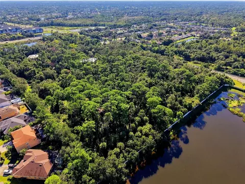 68 Th Ave E, Sarasota, FL 34243 photo 6