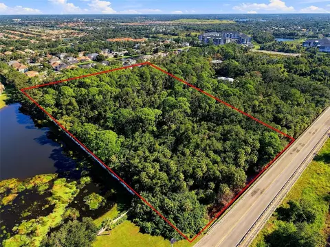 68 Th Ave E, Sarasota, FL 34243 photo 8